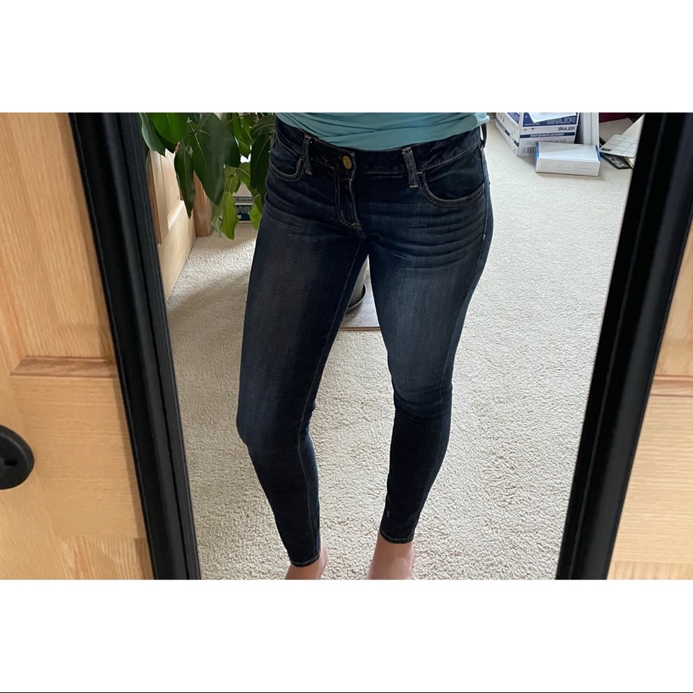 American Eagle Dark Blue Skinny Jeans, Size 4 short